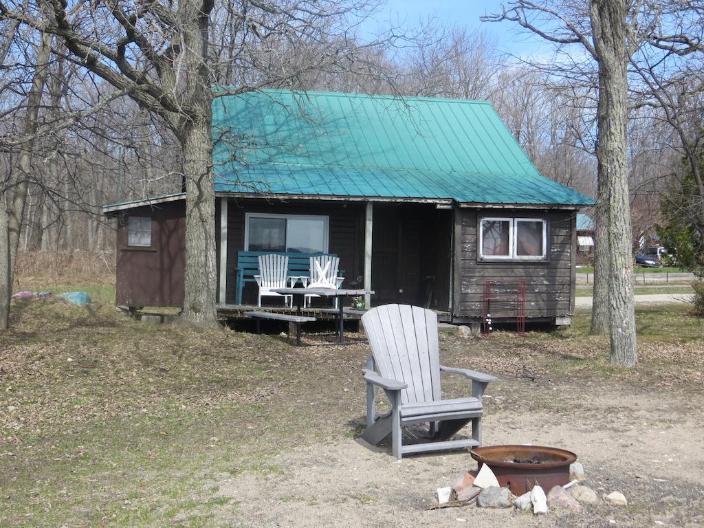 מלון Gore Bay Lake Wolsey Cabins חדר תמונה